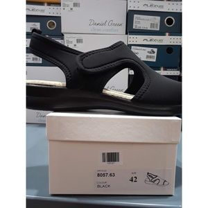 Euroflex Women's Tuscany Sandals, Black 42EU